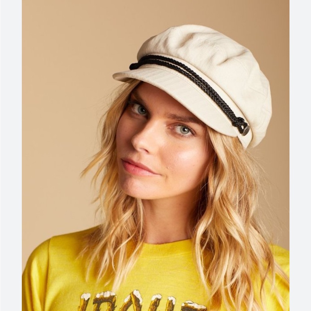 White Women's Brixton Fiddler Cap